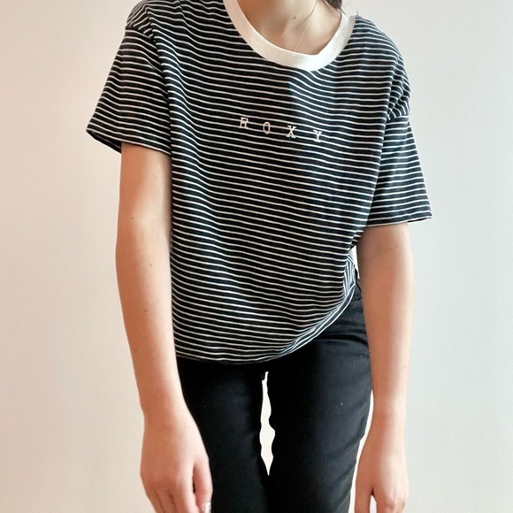 NWT Roxy Infinity Is Beautiful B Striped T-Shirt - S - Picture 3 of 16